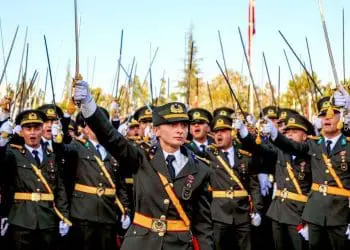 Ak parti Sözcüsü Ömer Çelik’ten muhalefeti şaşırtan açıklama