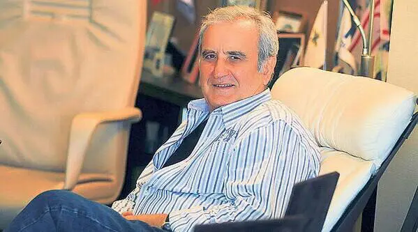 Besim Tibuk “Cumhuriyetin kuruluş yılları hakkında bildiklerimiz uydurmadır. “